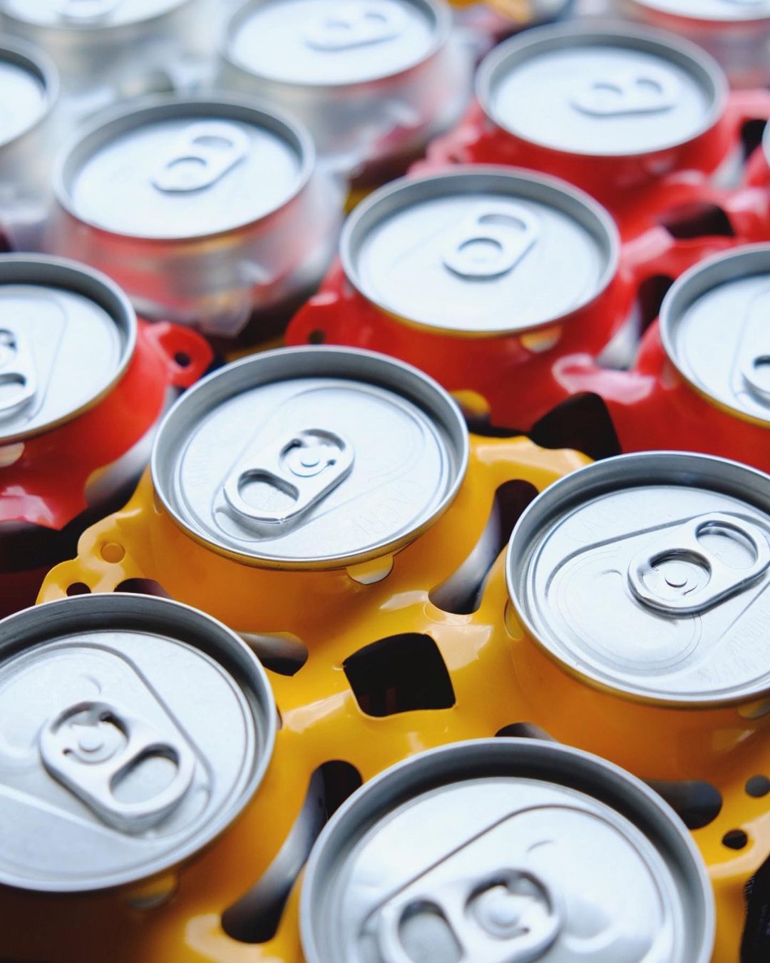 Cheers to Innovation: No Minimum Orders, for Maximum Impact